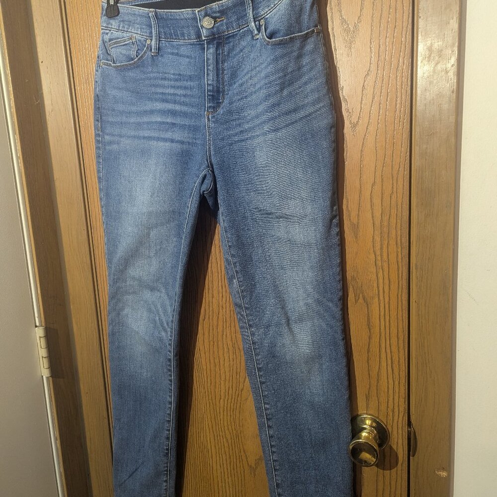 Chico's Tapered Comfort Stretch Medium Wash Denim Blue Jeans-0R (4)